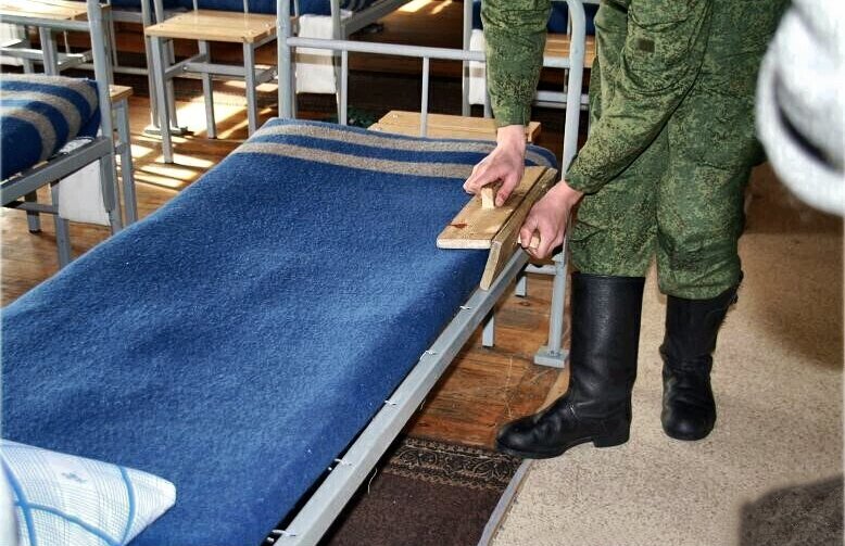 Как заправить кровать в армии пошаговое фото