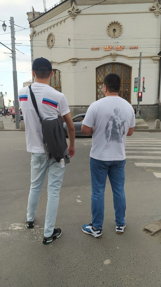 ЛНР vs Капитан Америка