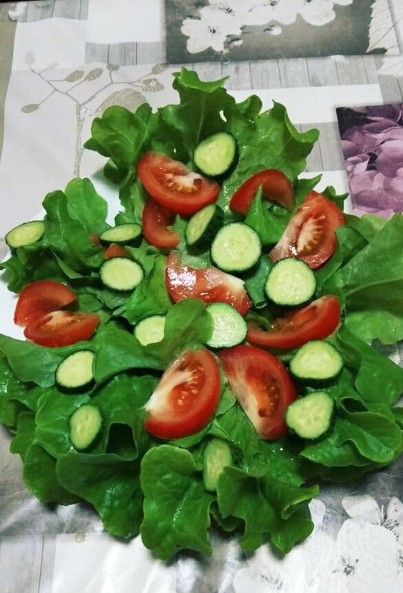 Салат с моего огорода.