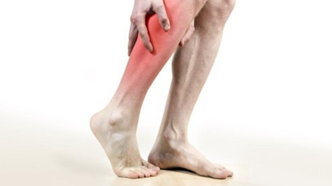   Мучительная боль в ногах знакома большинству взрослого населения, но лишь немногие решаются пойти на прием к врачу.