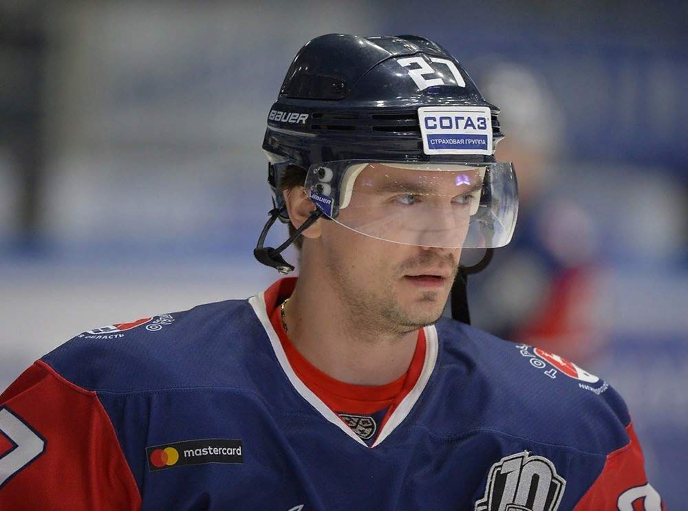     Денис Паршин 