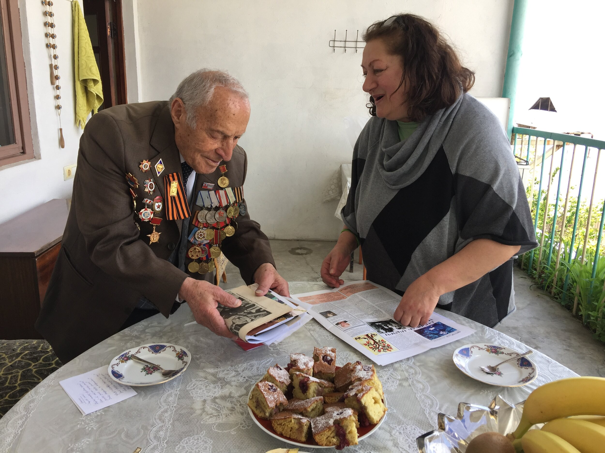 Нерсес Оганесович Симонян принимает гостей. © Елена Шуваева-Петросян