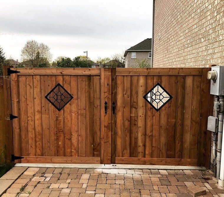 Instagram @villa_fence