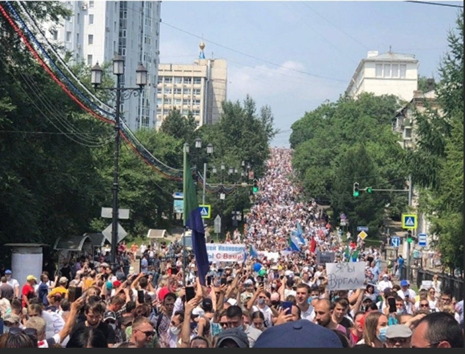 Протесты граждан в Хабаровске. Жириновского В. В. не видно!