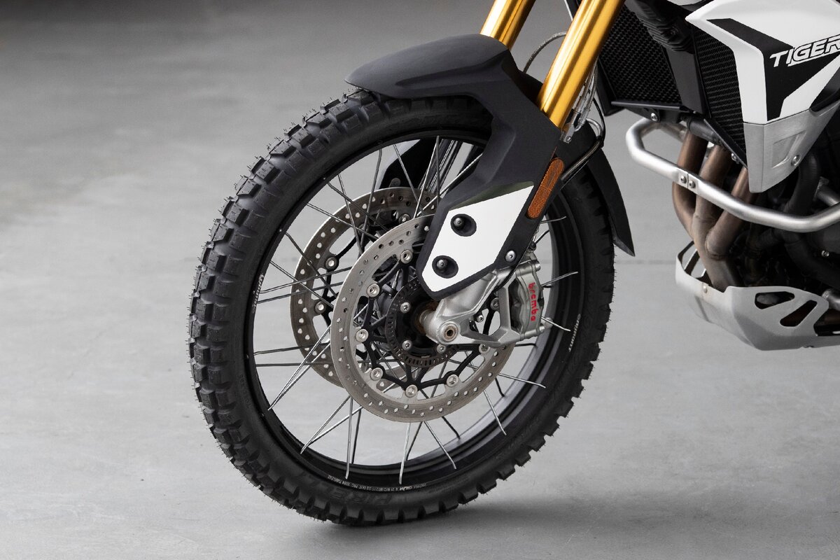 Triumph Tiger 900