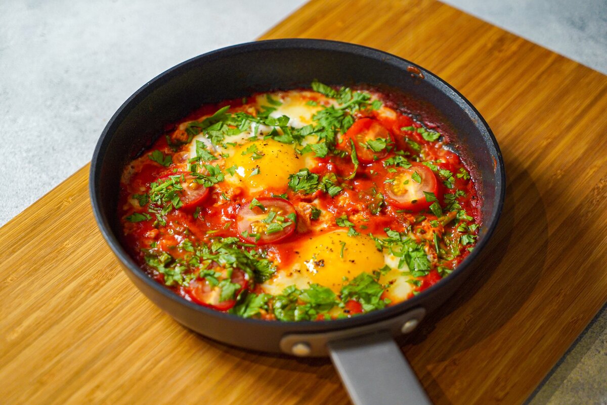 Шакшука / @foodix.me (Instagram)