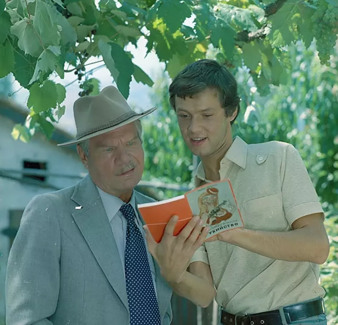 Спортлото 82 фото. Спортлото-82 фильм. Михаил Пуговкин Спортлото 82. Кокшенов Спортлото 82. Спортлото 82 Пуговкин и Кокшенов.