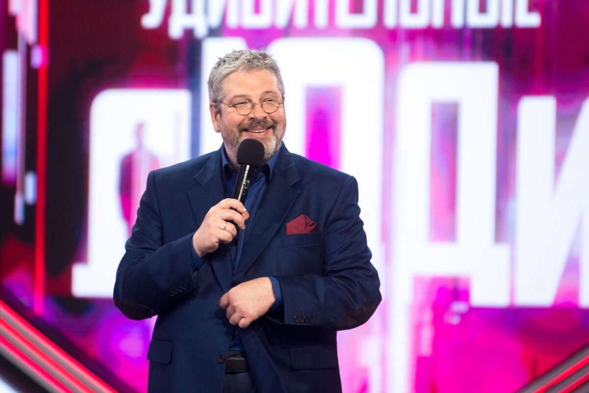 Кто будет ведущим лучше всех. Александр Гуревич ведущий. Александр Гуревич удивительные люди. 100 К 1 ведущий Александр Гуревич. Александр Гуревич 2022.