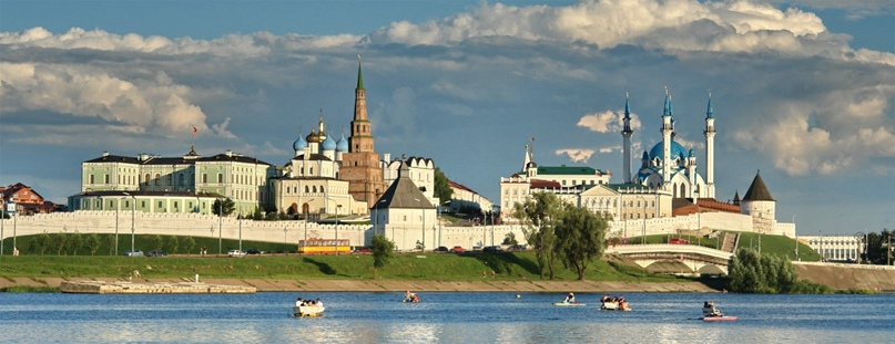 Казанский Кремль, объединяющий мечеть Кул-Шариф и Благовещенский собор