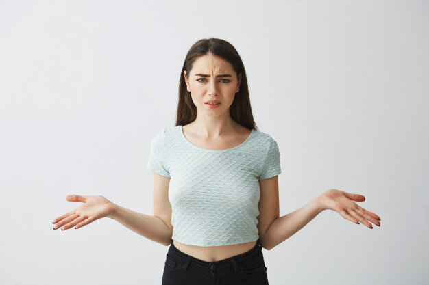 На фото: растерянная женщина. Фото с сайта ru.freepik.com