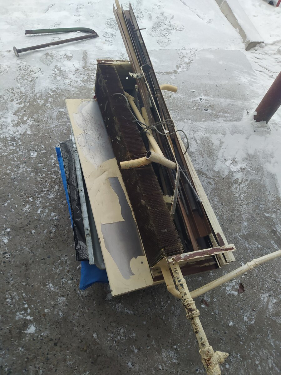 Вот моя первая куча металла