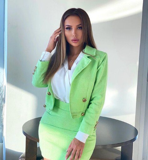 Фото: https://www.instagram.com/sitorabanu/