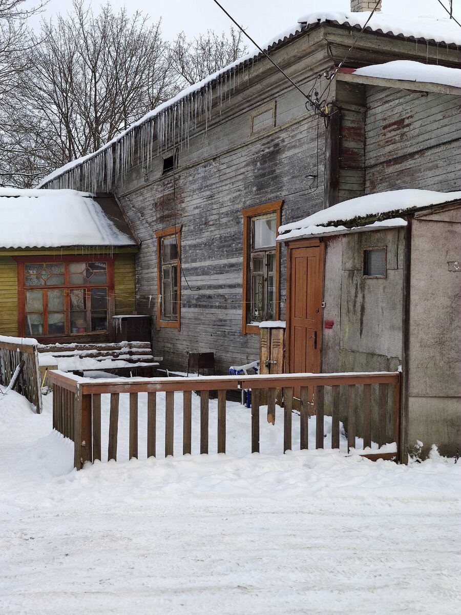 Сняли в Сортавале в Карелии домик за 1700р, показываю, что получили.  Дешевле найти сложно | Путешествуем всей семьей | Дзен