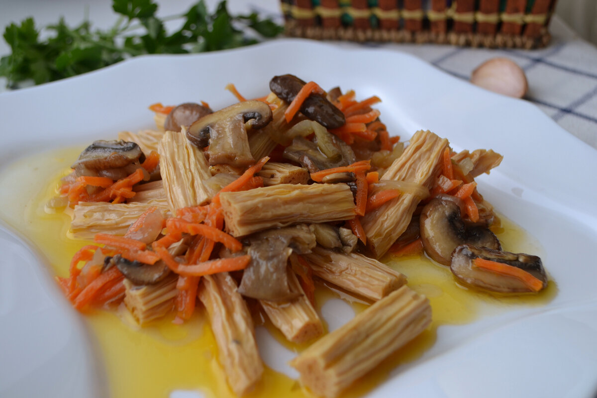 Закуска со спаржей- рецепт для ценителей корейской кухни. (мой рецепт отличается от магазинного, и получается гораздо вкуснее!)