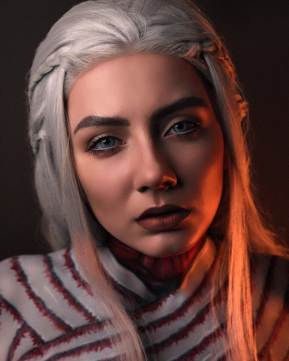 Фото автора. Обратите внимание на губы (кстати, костюм полностью нарисован)