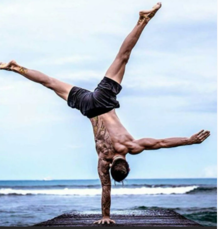 Здесь должна быть картинка с тем, как выглядит эта болезнь, но я решил не шокировать читателей. Болезней - много, а здоровье - одно. Пусть лучше картинка символизирует здорового сильного человека.