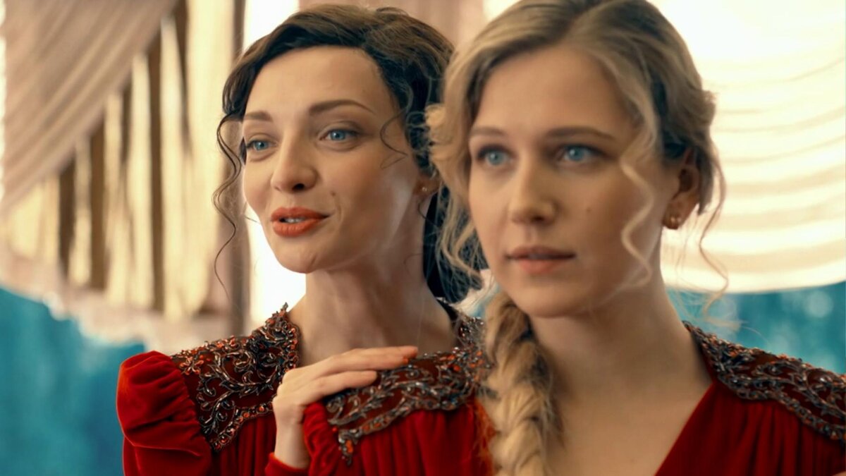 Нора (Екатерина Вилкова) и Татьяна (Карина Андоленко). Кадр из сериала