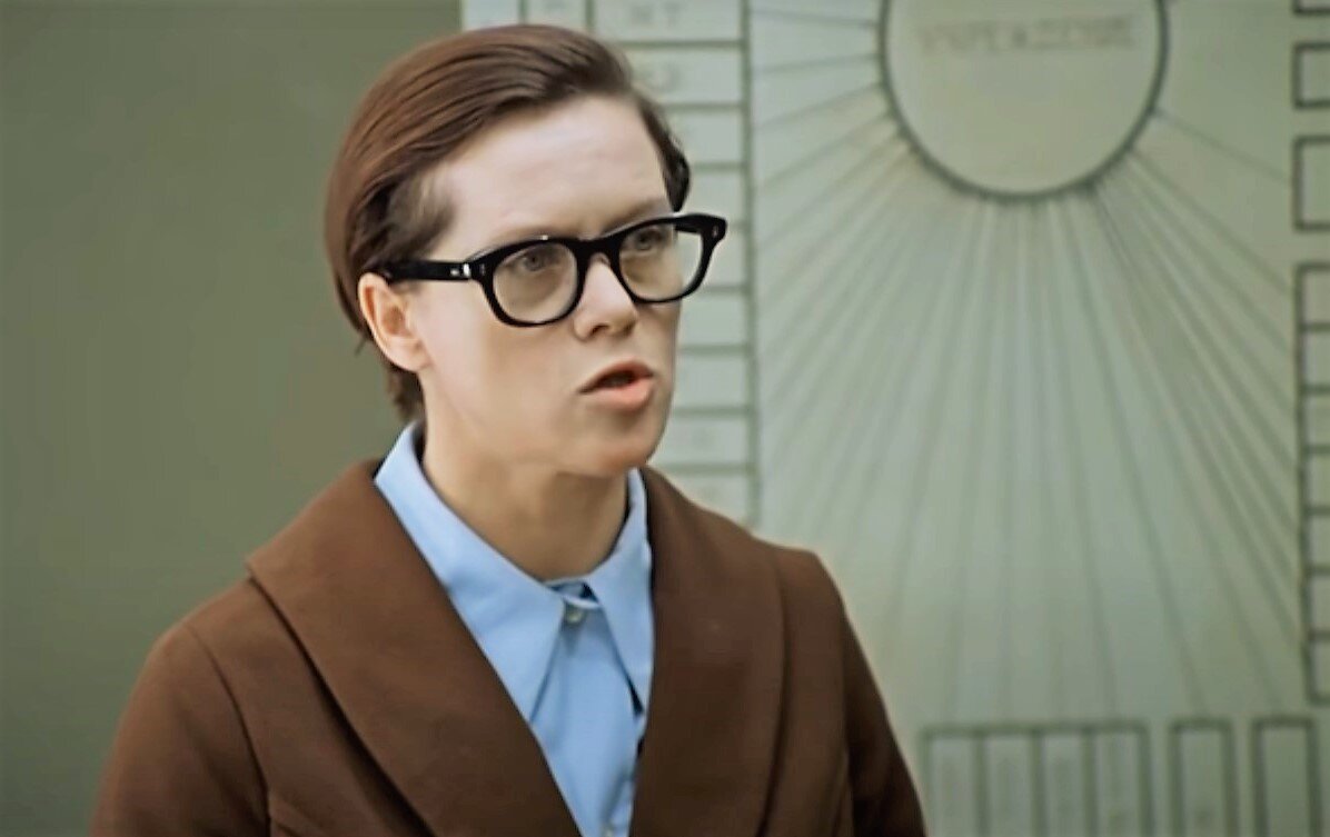 Стоп-кадр из фильма "Служебный роман"