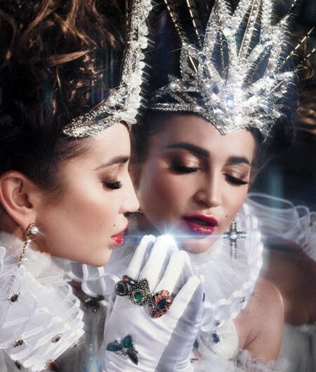 «Это она должна была платить нам за то, что выходит на сцену» Генеральный директор МХАТ считает, что театр ничего не должен Бузовой за спектакли

Новый директор МХАТ имени Горького еще совсем недавно вступил в должность, но уже успел сделать многое за короткое время. Владимир Кехман собирается за ближайшие полгода восстановить репертуар, который будет востребован у публики. Реформы в театре начались с увольнения с поста художественного руководителя театра Эдуарда Боякова и снятии с показа спектакля «Чудесный грузин» с Ольгой Бузовой в одной из женских ролей. Во всех проблемах театра и низкой продажи билетов на спектакль о молодом Сталине Кехман обвинил Боякова и начинающую актрису театра Бузову. Ольга возмутилась и попыталась доказать, что все билеты были проданы, а директора назвала лжецом. Кроме этого, Ольга потребовала вернуть ей гонорар за спектакли и пригрозила судом. Владимир считает, что театр ничего не должен Бузовой, это она должна приплачивать театру за то, что ей позволили выйти в нем на сцену.

«Ольга может говорить все что угодно. Но у нас есть соответствующие бумаги. Теперь она предъявляет театру какие-то деньги, а я считаю, что это она должна была платить нам за то, что выходит на сцену. Бояков дал всем своим покровителям в Москве слово, что Бузовой больше не будет, и в очередной раз обманул. Когда я увидел, что ее поставили на 2 ноября, решение принял мгновенно. Это бездарный спектакль — мы уже расстались не только с ним, но и с режиссером, который его поставил. Бузова на этом фоне, говорят, была не очень плохой — но она не нужна на этой сцене».
Генеральный директор МХАТ считает, что театр ничего не должен Бузовой за спектакли

Блогер и журналист Вадим Манукян, однофамилец бывшего парня Ольги Бузовой, в беседе с корреспондентом ФАН (Федеральное агентство новостей) сообщил, что руководство театра зря так поступило со спектаклем и с актрисой Бузовой.

«Это, конечно, право любого руководителя — снимать с репертуара спектакли или их возвращать, но, на мой взгляд, зря Кехман решил спектакль с Бузовой убрать из репертуара. Это все равно, что резать курицу, несущую золотые яйца. Ольга привлекает к себе внимание, способна создать ажиотаж вокруг любого действа. У нее масса поклонников, за ее жизнью следит вся страна. Она словно участник пожизненного реалити-шоу, которое продолжается бесконечно, пока ее истории в Instagram обновляются с калейдоскопической скоростью. А что касается самой Бузовой, то у нее и так масса работы, скучать она точно не будет. Так что за нее волноваться не приходится, а вот МХАТ на этом может потерять».