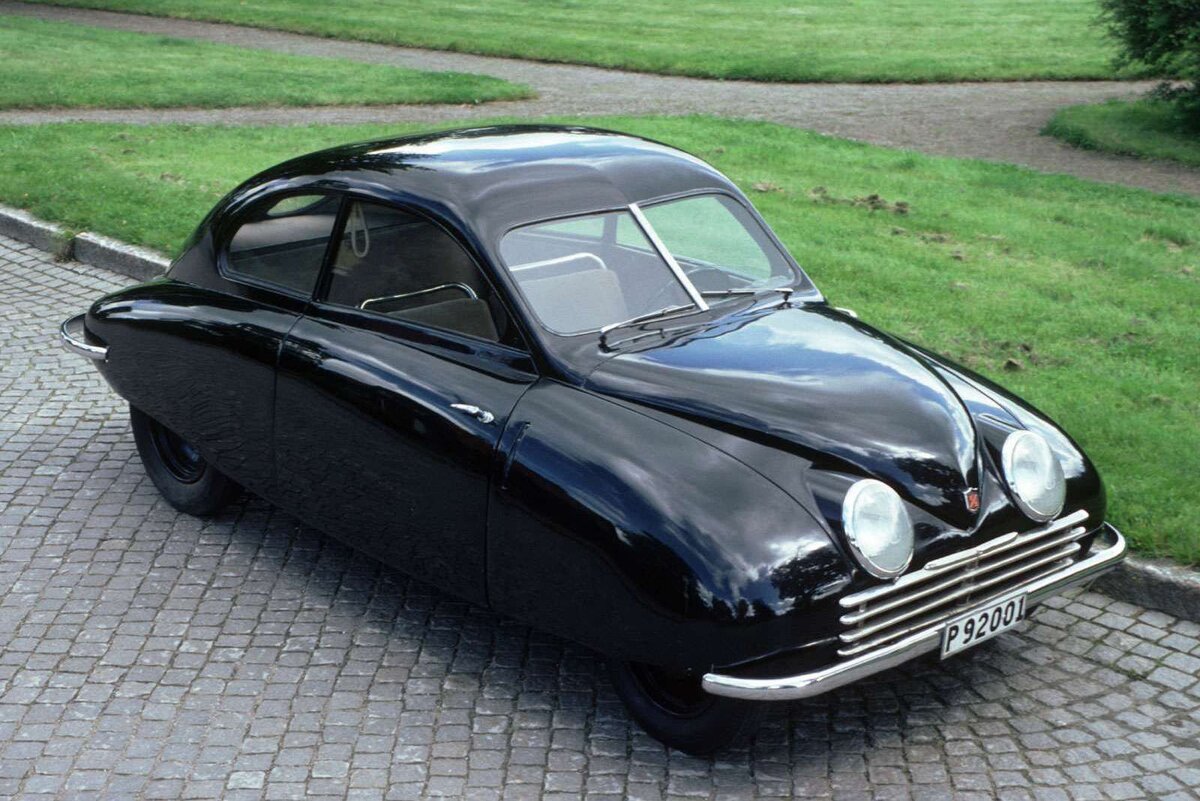 SAAB 92001. Кузов довольно сильно напоминает самолёт