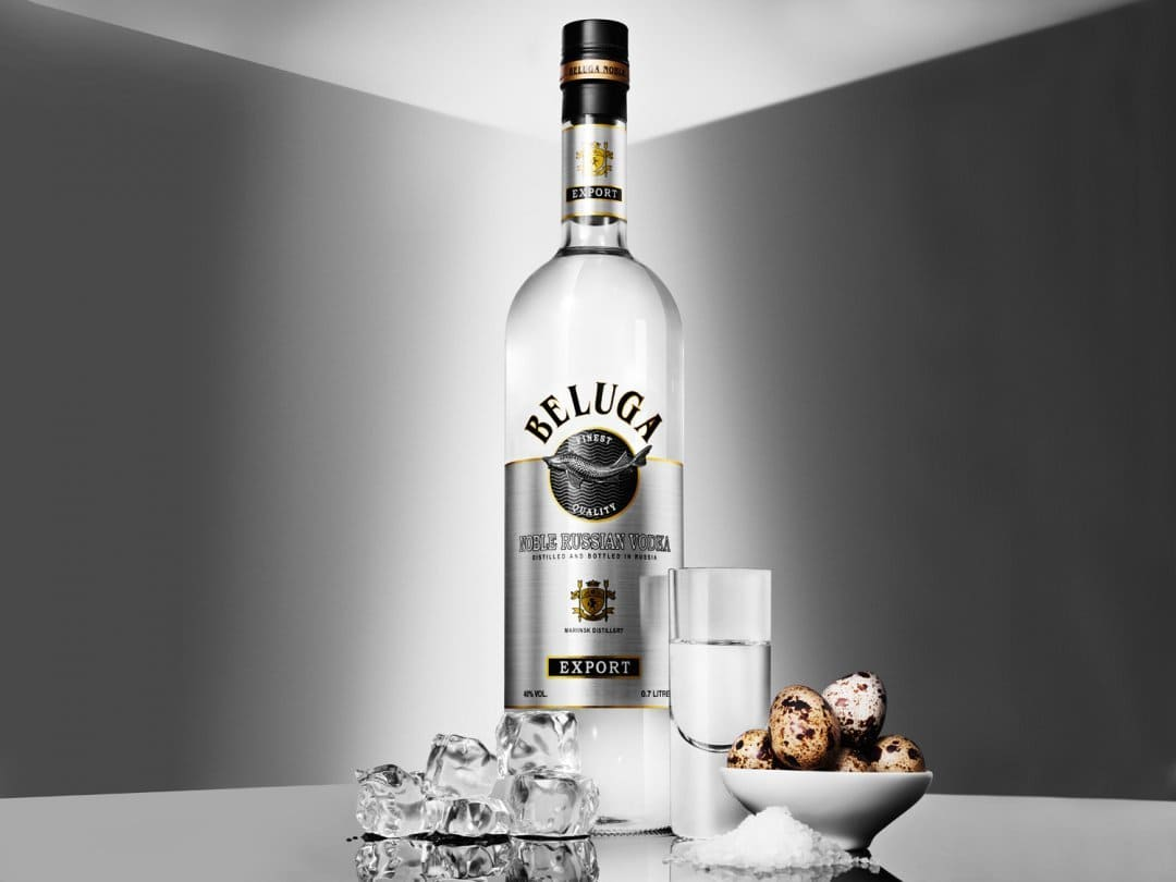 Красиво на столе выглядит? Празднично?! То-то и оно! /// Изображение отсюда: https://packagingoftheworld.com