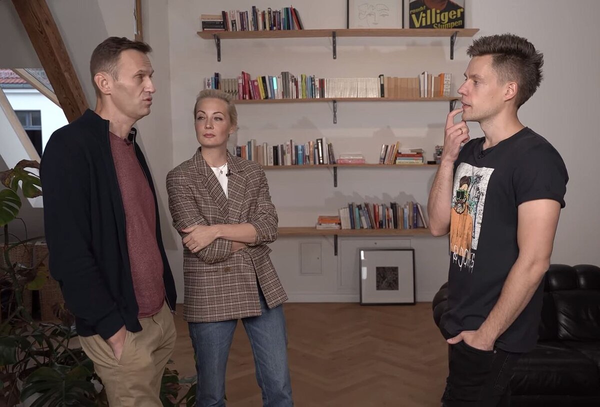 Автор: https://rusmonitor.com/aleksej-i-yuliya-navalnye-dali-intervyu-dudyu-vpervye-posle-otravleniya.html?lks_phjs_wait=15