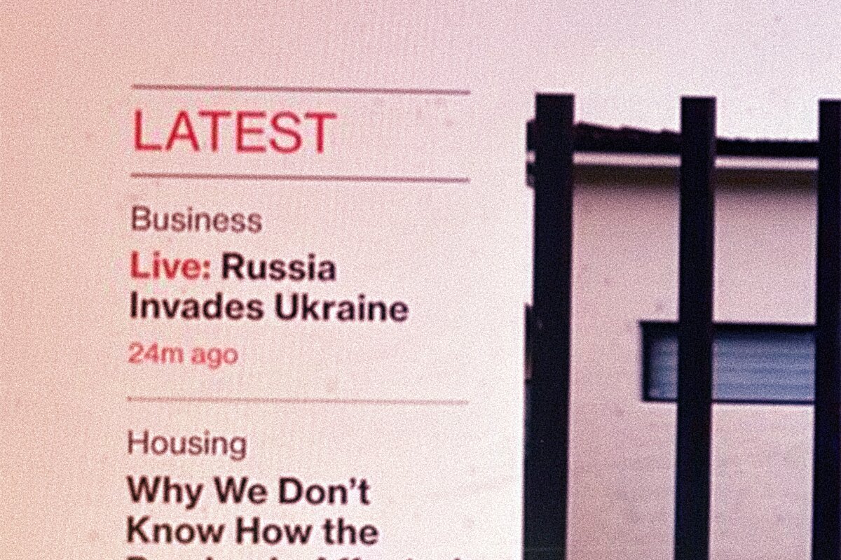 Bloomberg Russia Invades Ukraine