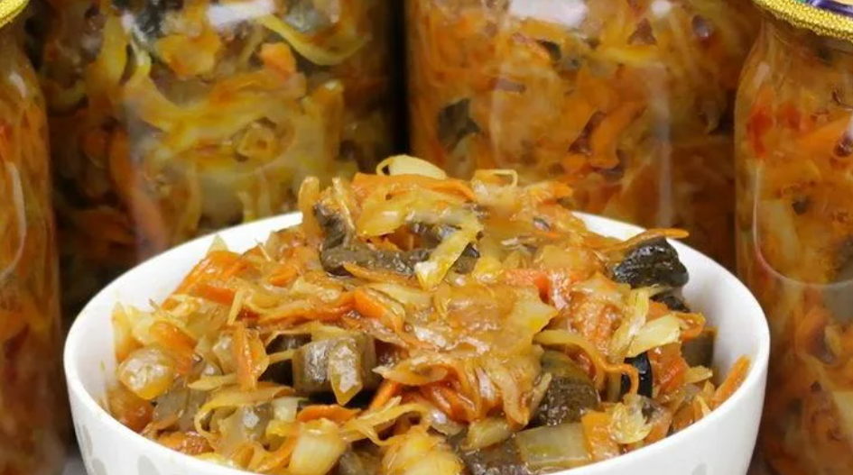Солянка с грибами рецепт. Солянка грибная консервированная. Солянка грибная в банках. Грибная солянка на зиму с капустой. Солянка грибная на зиму с капустой и грибами.