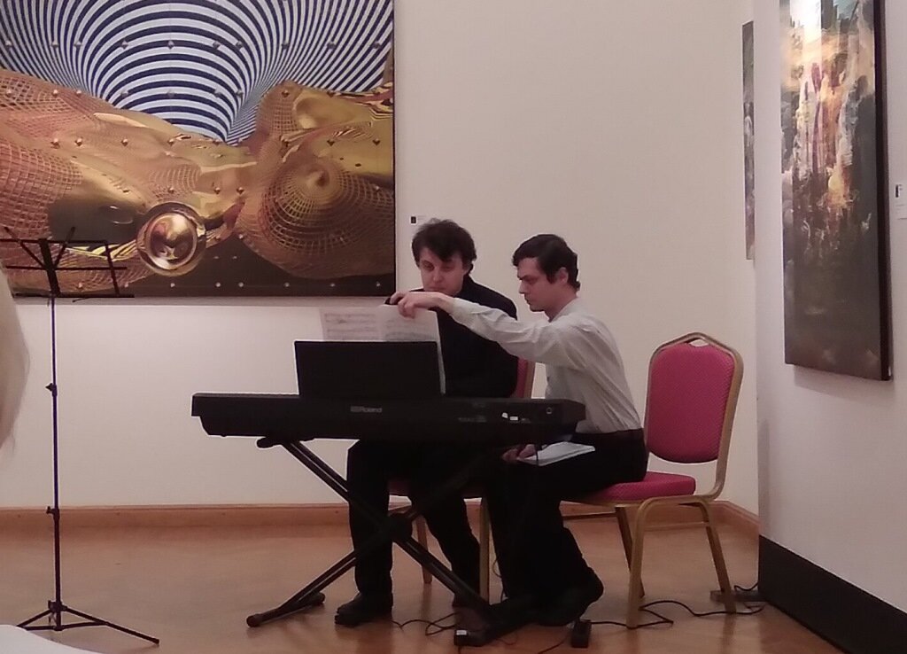 Василий Игонин (в черном) и Владимир Орлов  в Радищевском музе