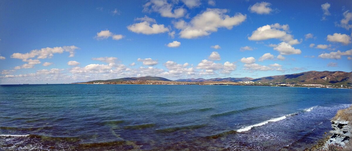 Геленджикская бухта. Фото из открытых источников.