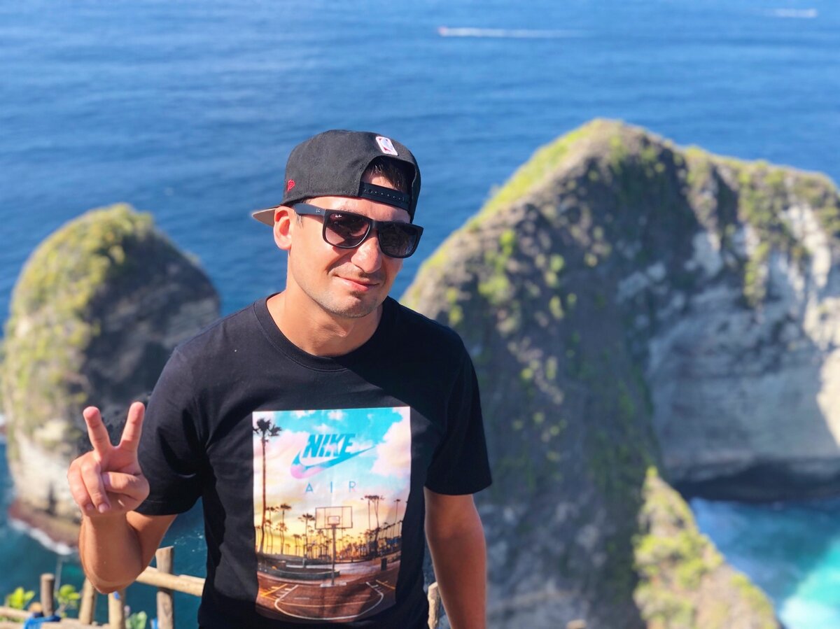 Остров Нуса Пенида рядом с Бали, Индонезия