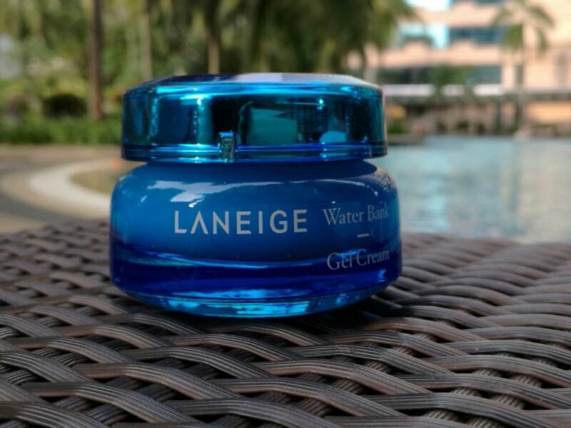 Laneige water bank. Крем в фиолетовой банке Hydration.