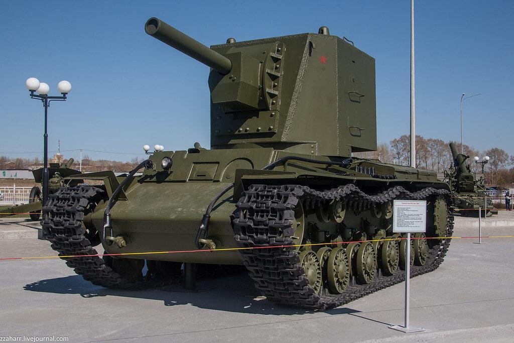 Советский танк КВ-2. Источник: Яндекс.Картинки.