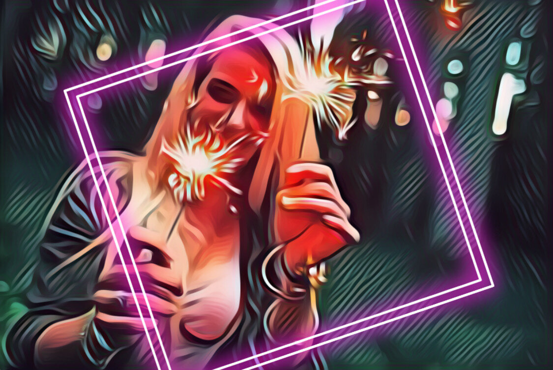 Темно-багровый цвет синяку придает гемоглобин разливший под кожей кровит.