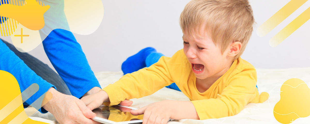 Ребенок все время сидит за компьютером! Что делать?