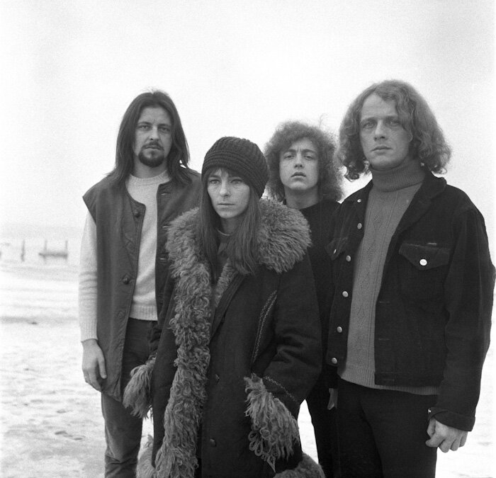 группа Breakout, слева направо: Тадеуш Налепа, Мира Кубасиньска, Юзеф Скжек, Юзеф Хайдаш (ссылка на фото: https://artmuseum.pl/public/upload/archive/2/700px/13753.jpg)