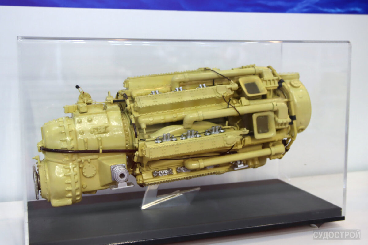 Модель двигателя типа М503 размерности ЧН16/17 / Фото: Судострой