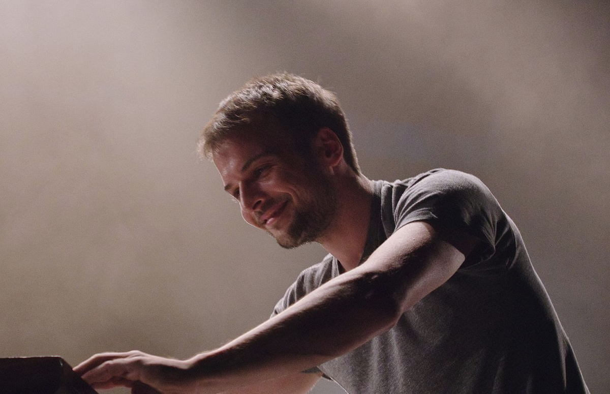 https://en.wikipedia.org/wiki/Nils_Frahm