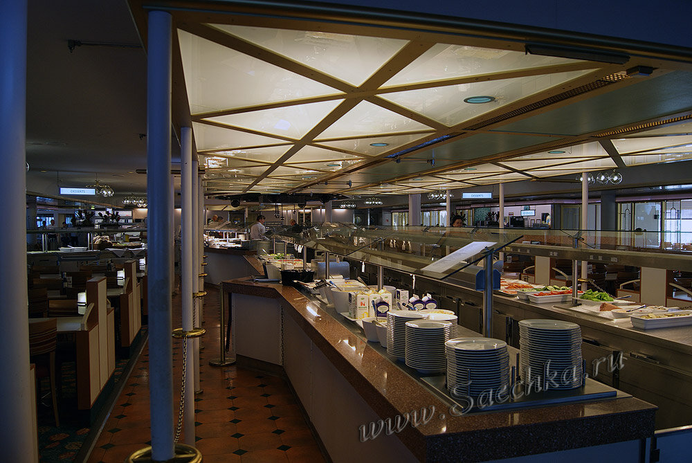 Шведский завтрак на пароме. Фото автора