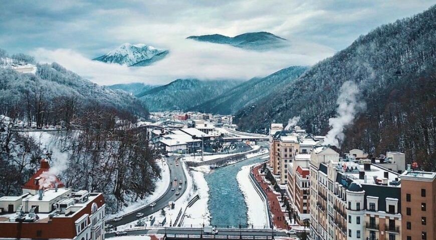 Вид на Красную поляну