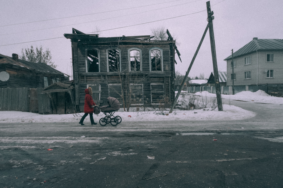 Погода в вышнем волочке на 3 дня. Вышний Волочек нетуристический. Вышний Волочек самый депрессивный город. Вышний Волочек 1990 фото. Вышний Волочек жизнь