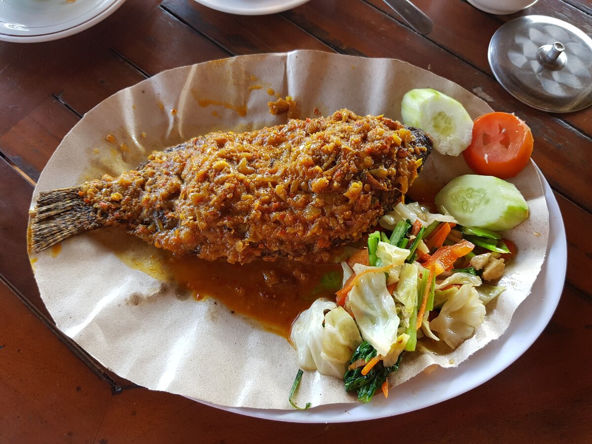 Рыба в балийском соусе