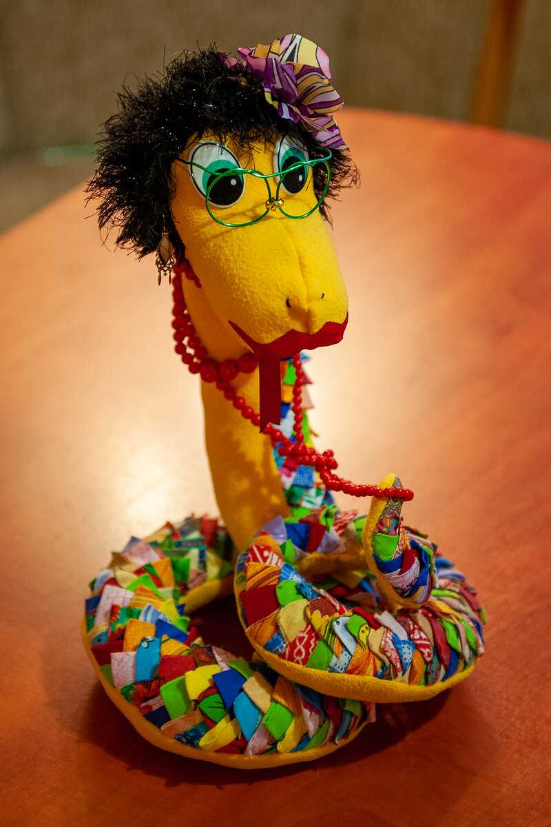 Змея на год змеи в детский садик))) Поставьте ей лайк в конце статьи, пожалуйста!