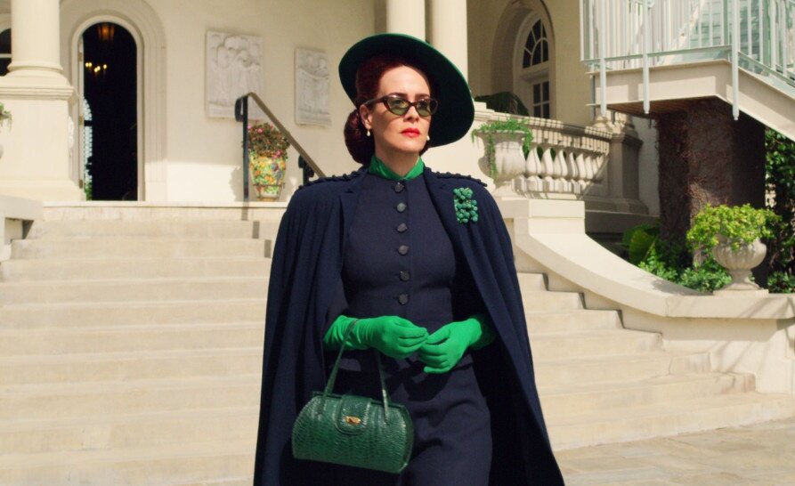 Послевоенная мода: как повторить стильные образы героинь сериала «Сестра Рэтчед»

