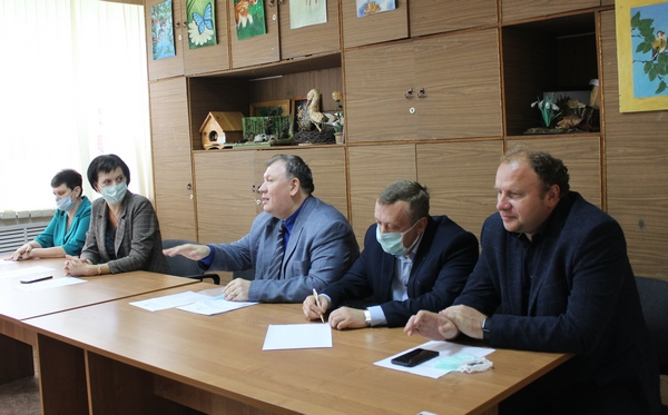 Брянский эколого биологический центр. Биологический центр имени. Управление лесами брянской области. Брянский эколого биологический центр. Эколого биологический центр брянск.