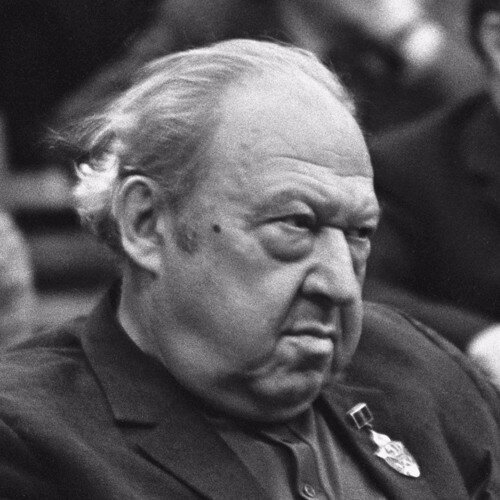 18 ноября родился иосиф прут (1900-1996) – писатель, драматург, сценарист. Иосиф леонидович прут. Фото прут иосиф леонидович. Иосиф прут. Иосиф прут посёлок.