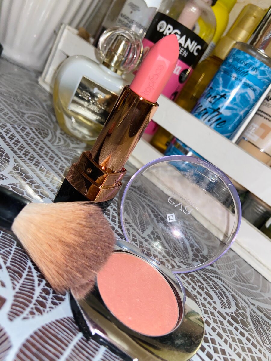 Помада Top Face. Румяна Eva mosaic.