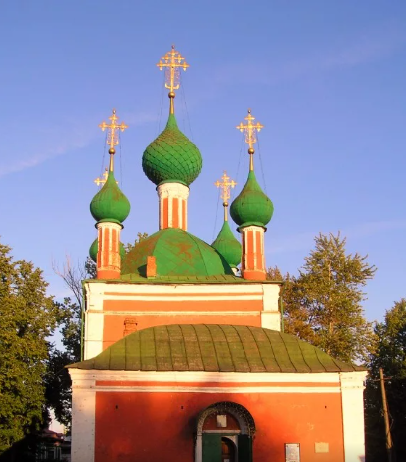 Переславль залесский церковь. Храм Невского Переславль-Залесский. Переславль-Залесский Сретенский Новодевичий монастырь. Александро Невская Церковь Переславль Залесский.