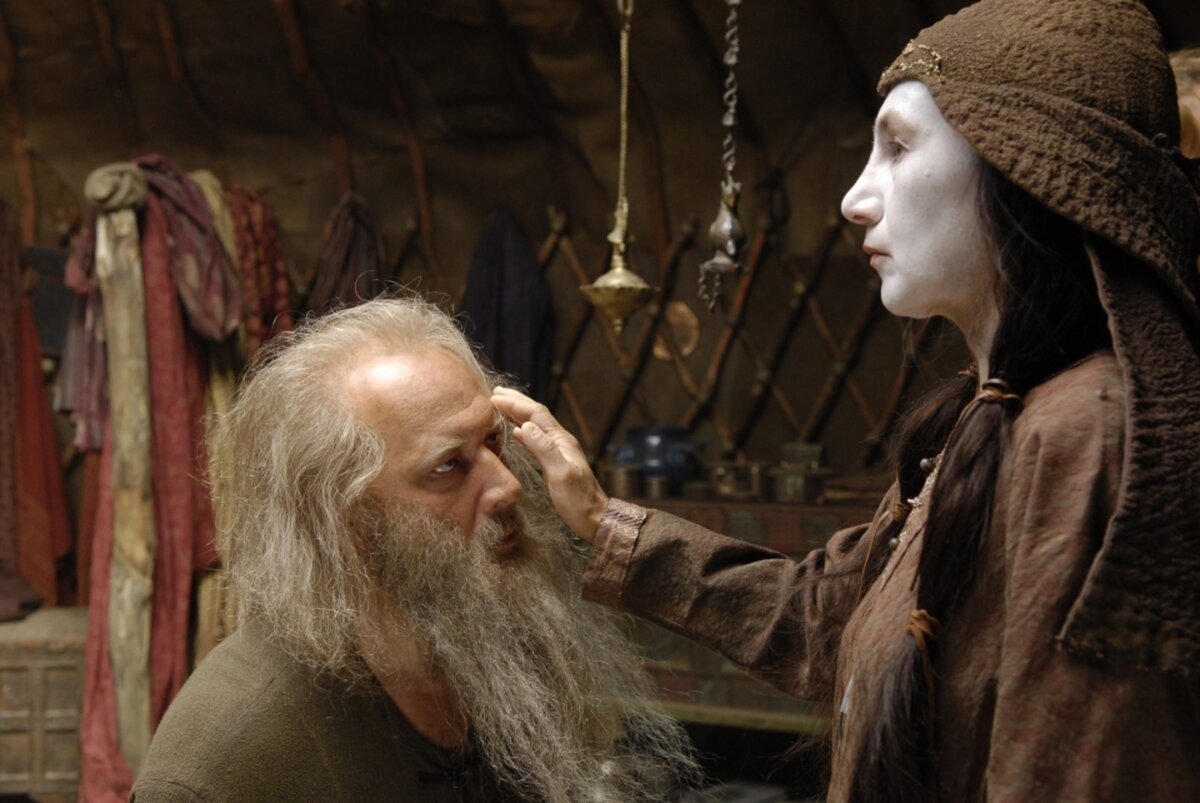 Святитель Алексей и Тайдулла. Кадр из фильма "Орда".