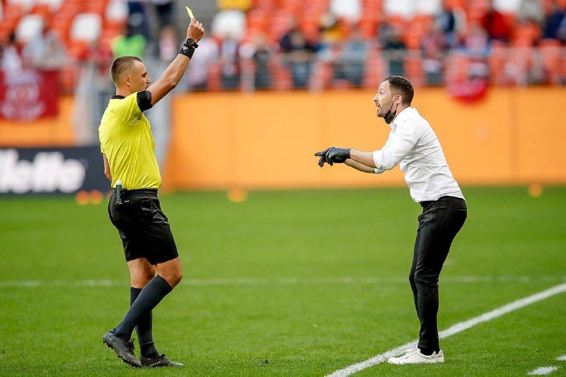 "Бей чужих, чтоб свои не боялись"(